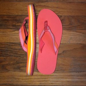 Teva Deckers Flip Flops - Coral Orange / Size 8